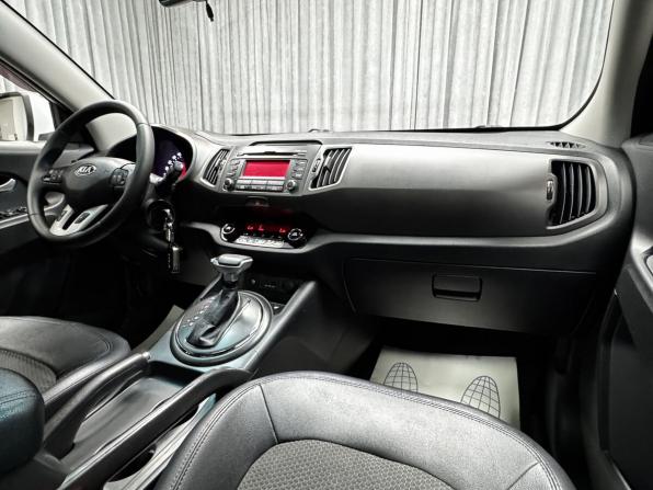 Kia Sportage III с пробегом 2013 года, цена 1 470 000 рублей, 240854 км, внедорожник, Автокод Объявления