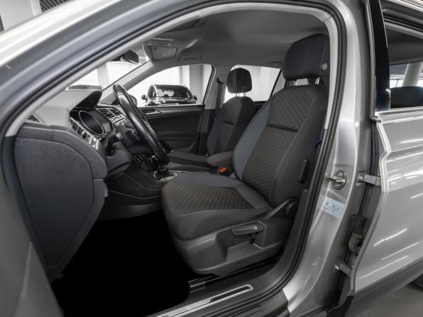 Volkswagen Tiguan II с пробегом 2019 года, цена 2 540 000 рублей, 98500 км, внедорожник, Автокод Объявления