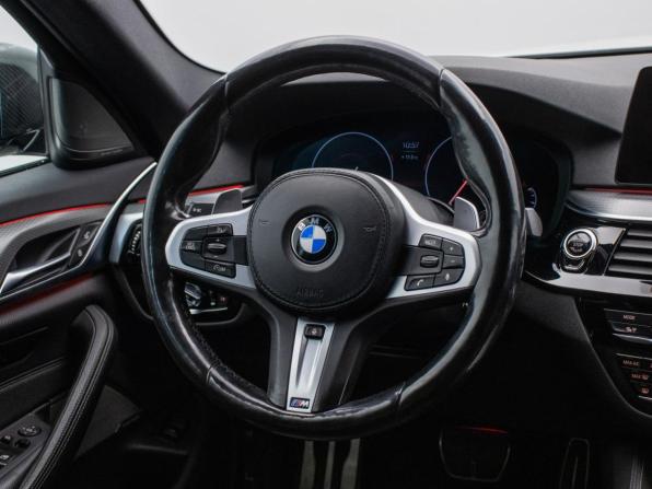 BMW 5 серии VII (G30/G31/G38) с пробегом 2019 года, цена 3 698 000 рублей, 129400 км, седан, Автокод Объявления
