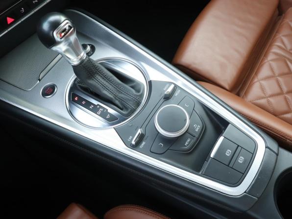 Audi TT III (8S) с пробегом 2015 года, цена 3 200 000 рублей, 93310 км, купе, Автокод Объявления