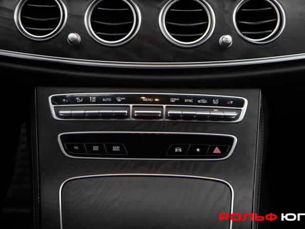 Mercedes-Benz E-Класс V (W213 S213 C238) Рестайлинг с пробегом 2021 года, цена 4 513 000 рублей, 48826 км, седан, Автокод Объявления