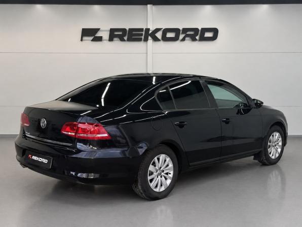 Volkswagen Passat B7 с пробегом 2011 года, цена 1 349 000 рублей, 101000 км, седан, Автокод Объявления