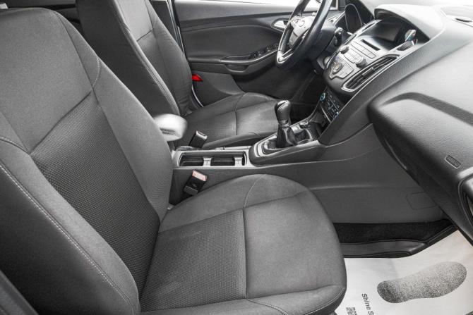 Ford Focus III Рестайлинг с пробегом 2018 года, цена 999 000 рублей, 180000 км, хэтчбек, Автокод Объявления