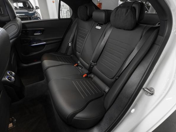 Mercedes-Benz C-Класс V (W206) с пробегом 2023 года, цена 4 860 000 рублей, 9685 км, седан, Автокод Объявления