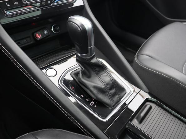 Jetta VS7 I Рестайлинг 1 с пробегом 2023 года, цена 2 000 000 рублей, 66789 км, внедорожник, Автокод Объявления