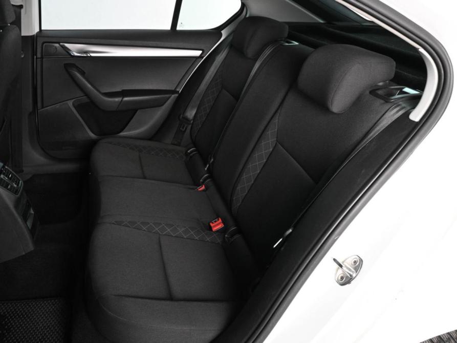 Skoda Octavia III (A7) Рестайлинг Ростов-на-Дону  - изображение 9