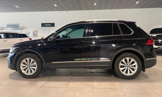Volkswagen Tiguan II Рестайлинг с пробегом 2021 года, цена 2 780 000 рублей, 158000 км, внедорожник, Автокод Объявления