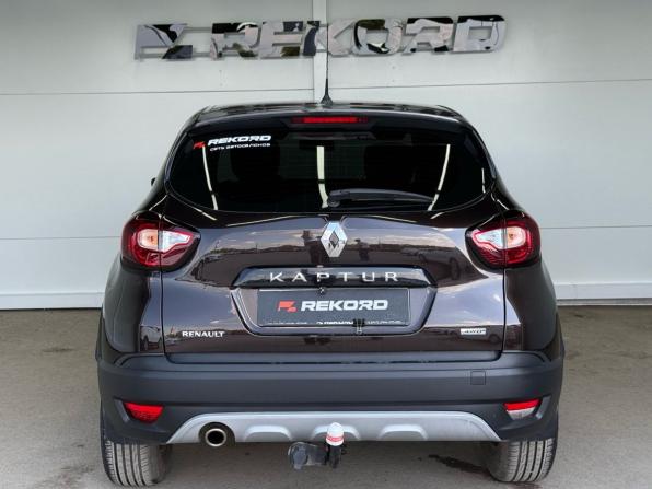 Renault Kaptur I с пробегом 2017 года, цена 1 599 000 рублей, 147000 км, внедорожник, Автокод Объявления