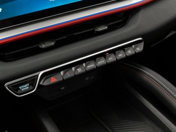Geely Coolray I Рестайлинг с пробегом 2024 года, цена 2 270 000 рублей, 34260 км, внедорожник, Автокод Объявления