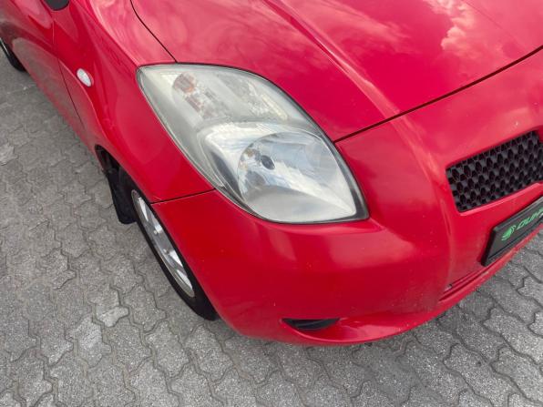 Toyota Yaris II с пробегом 2007 года, цена 388 000 рублей, 239982 км, хэтчбек, Автокод Объявления