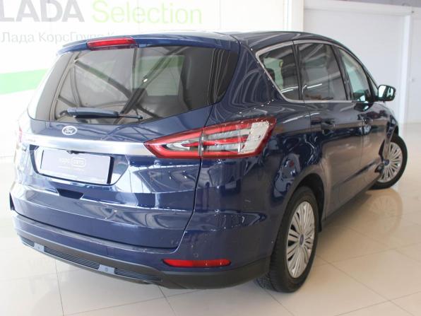 Ford S-MAX II с пробегом 2018 года, цена 1 550 000 рублей, 185229 км, минивэн, Автокод Объявления