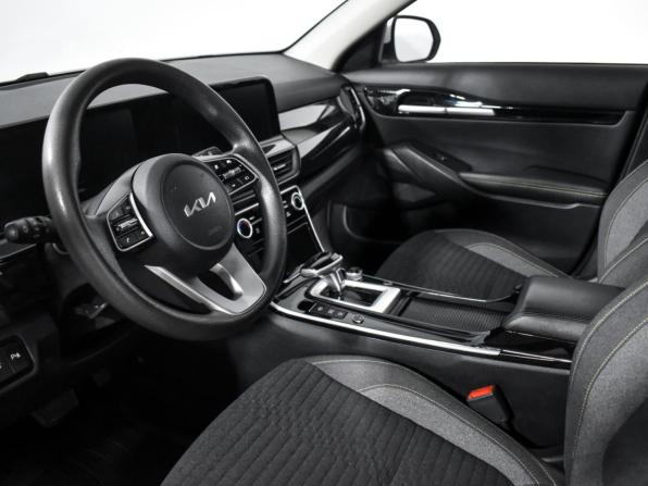 Kia Seltos I Рестайлинг с пробегом 2023 года, цена 2 448 970 рублей, 51067 км, внедорожник, Автокод Объявления