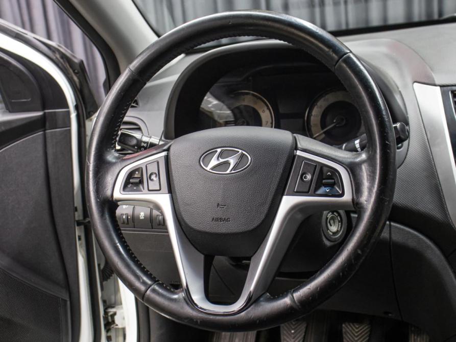 Hyundai Solaris I Москва  - изображение 17