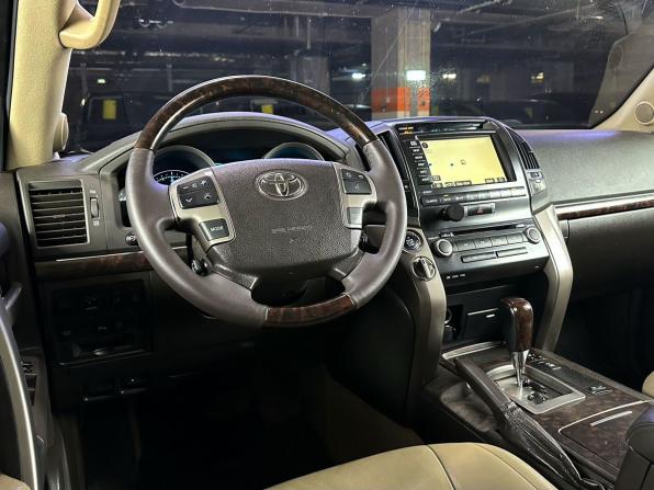 Toyota Land Cruiser 200 Series с пробегом 2008 года, цена 2 499 000 рублей, 217205 км, внедорожник, Автокод Объявления