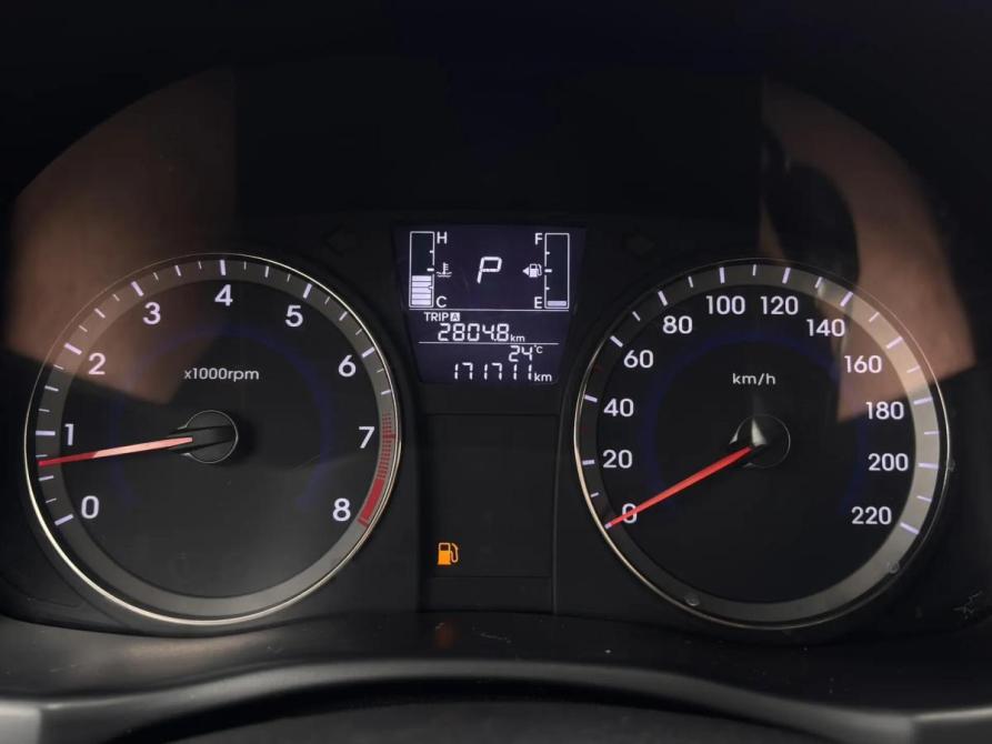 Hyundai Solaris I Рестайлинг Краснодар  - изображение 17