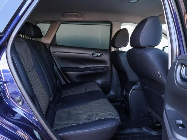 Nissan Tiida II с пробегом 2015 года, цена 979 000 рублей, 139000 км, хэтчбек, Автокод Объявления