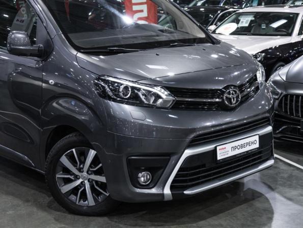 Toyota ProAce II с пробегом 2018 года, цена 3 350 000 рублей, 93000 км, минивэн, Автокод Объявления