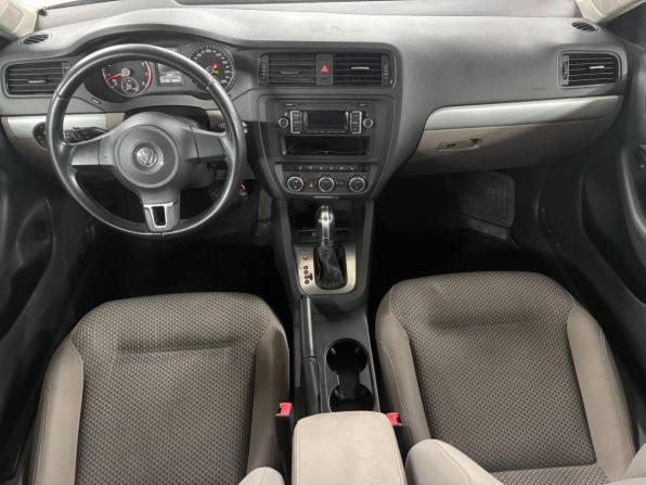 Volkswagen Jetta VI с пробегом 2013 года, цена 899 000 рублей, 220000 км, седан, Автокод Объявления