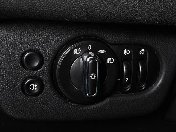 Mini Clubman II с пробегом 2018 года, цена 1 299 000 рублей, 244914 км, универсал, Автокод Объявления