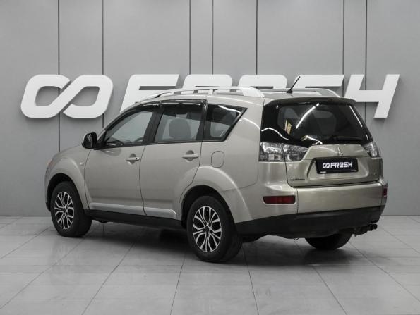 Mitsubishi Outlander II с пробегом 2008 года, цена 830 000 рублей, 276387 км, внедорожник, Автокод Объявления