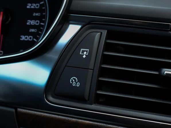 Audi A6 IV (C7) с пробегом 2012 года, цена 1 595 000 рублей, 185823 км, седан, Автокод Объявления