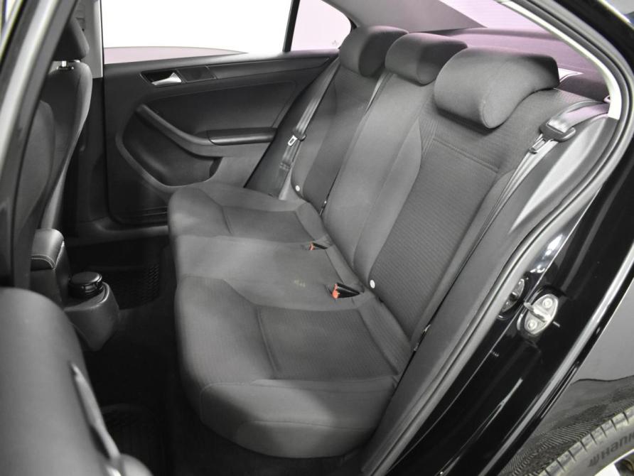 Volkswagen Jetta VI Рестайлинг Казань  - изображение 9