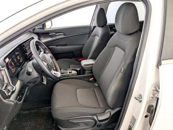 Kia Sportage V с пробегом 2023 года, цена 3 270 000 рублей, 52000 км, внедорожник, Автокод Объявления