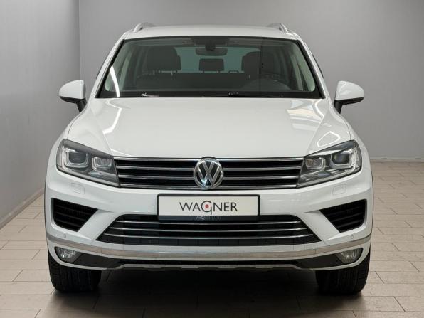 Volkswagen Touareg II Рестайлинг с пробегом 2017 года, цена 2 888 000 рублей, 205451 км, внедорожник, Автокод Объявления