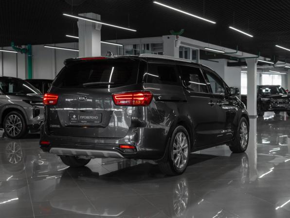 Kia Carnival III с пробегом 2018 года, цена 3 100 000 рублей, 129158 км, минивэн, Автокод Объявления