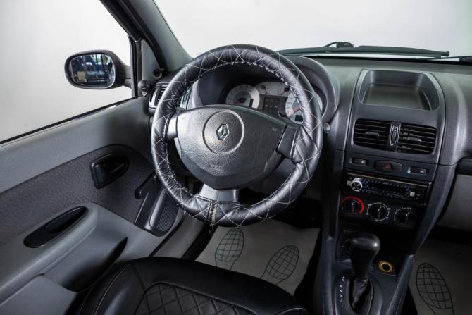 Renault Symbol I Рестайлинг 2 с пробегом 2007 года, цена 429 000 рублей, 208300 км, седан, Автокод Объявления