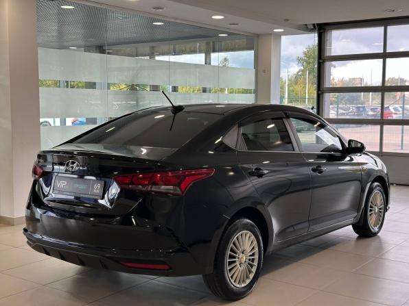 Hyundai Solaris II Рестайлинг с пробегом 2020 года, цена 1 597 000 рублей, 121065 км, седан, Автокод Объявления