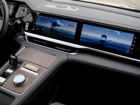 Geely Monjaro I Рестайлинг с пробегом 2025 года, цена 3 855 000 рублей, 7795 км, внедорожник, Автокод Объявления