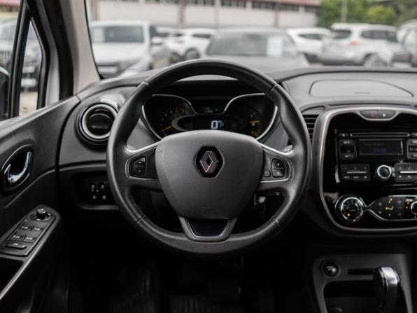 Renault Kaptur I с пробегом 2016 года, цена 1 320 000 рублей, 71251 км, внедорожник, Автокод Объявления