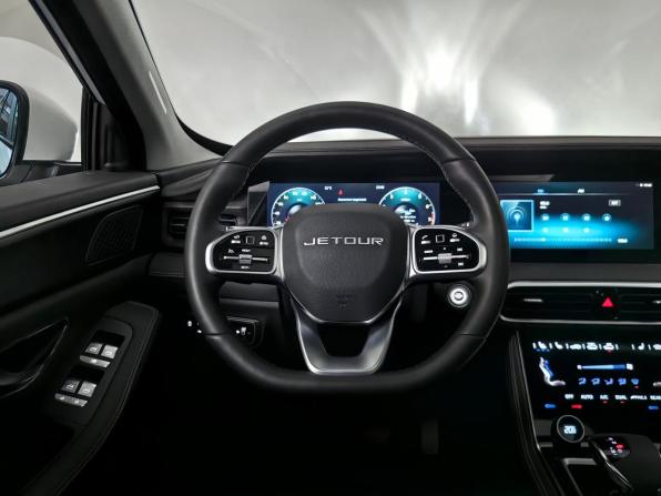 JETOUR X90+ с пробегом 2023 года, цена 2 122 000 рублей, 23294 км, внедорожник, Автокод Объявления