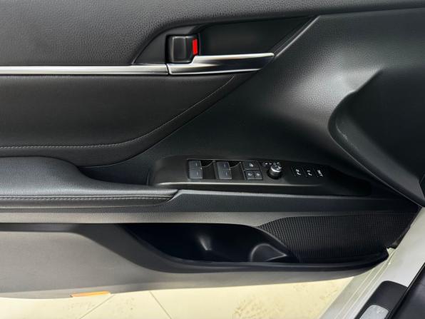Toyota Camry VIII (XV70) Рестайлинг с пробегом 2021 года, цена 2 720 000 рублей, 121863 км, седан, Автокод Объявления
