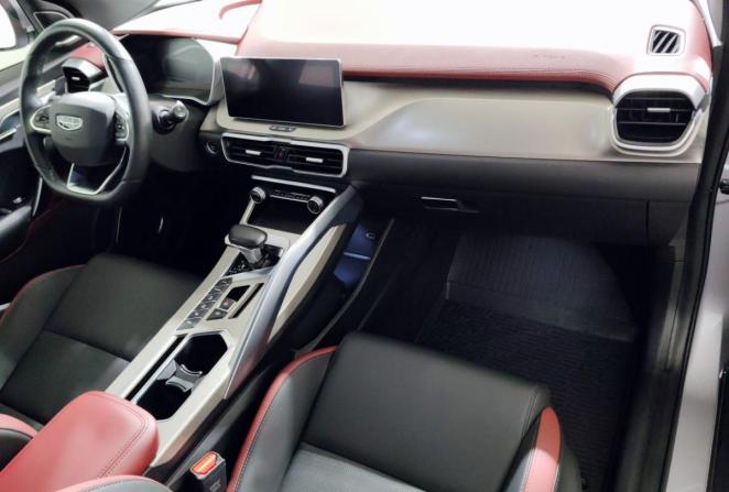 Geely Coolray I с пробегом 2023 года, цена 2 000 000 рублей, 29961 км, внедорожник, Автокод Объявления