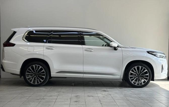 Exeed VX I с пробегом 2023 года, цена 2 890 000 рублей, 56713 км, внедорожник, Автокод Объявления