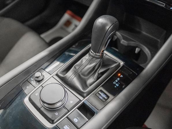 Mazda 3 IV (BP) с пробегом 2020 года, цена 1 890 000 рублей, 19110 км, седан, Автокод Объявления