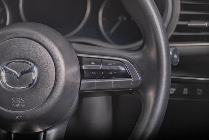 Mazda 3 IV (BP) с пробегом 2019 года, цена 1 749 000 рублей, 87000 км, хэтчбек, Автокод Объявления