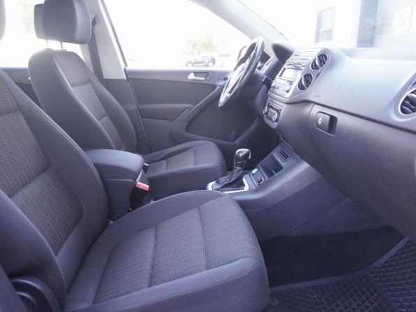 Volkswagen Tiguan I Рестайлинг с пробегом 2012 года, цена 1 063 000 рублей, 308329 км, внедорожник, Автокод Объявления
