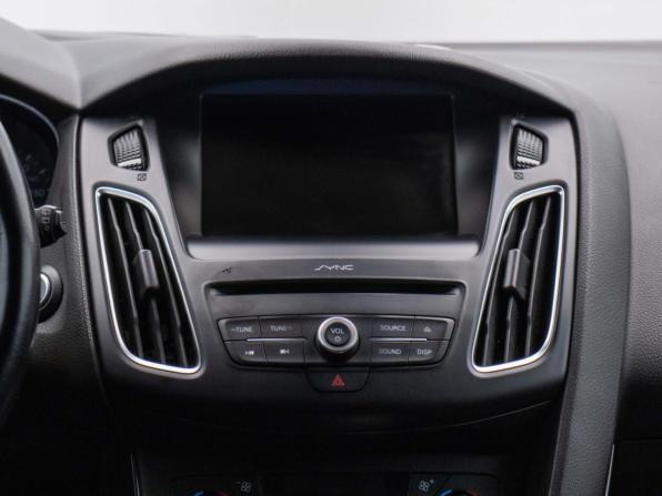 Ford Focus III Рестайлинг с пробегом 2015 года, цена 950 000 рублей, 184336 км, универсал, Автокод Объявления