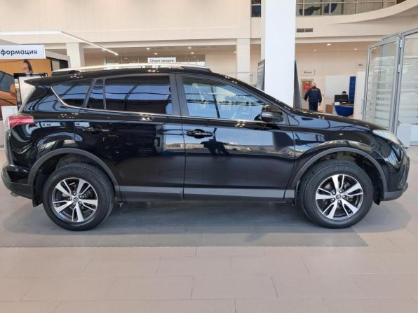 Toyota RAV4 IV (XA40) Рестайлинг с пробегом 2017 года, цена 2 549 000 рублей, 99700 км, внедорожник, Автокод Объявления