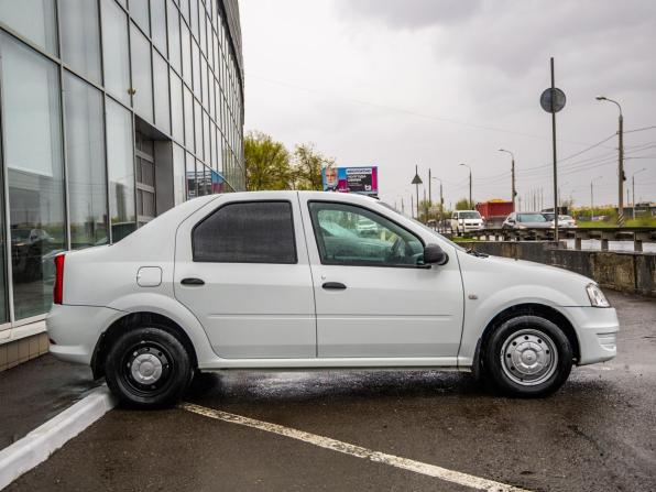 Renault Logan I Рестайлинг с пробегом 2015 года, цена 798 000 рублей, 56740 км, седан, Автокод Объявления