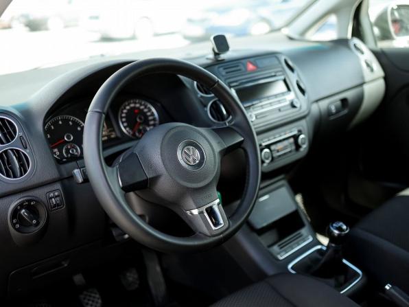 Volkswagen Golf Plus II с пробегом 2011 года, цена 769 000 рублей, 184286 км, хэтчбек, Автокод Объявления