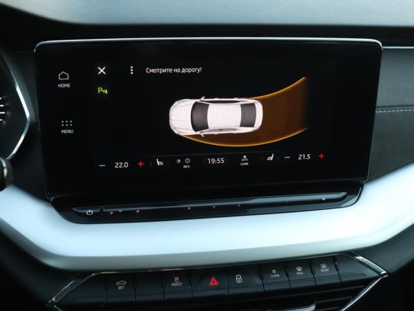 Skoda Octavia IV (A8) с пробегом 2020 года, цена 2 510 000 рублей, 77329 км, лифтбек, Автокод Объявления