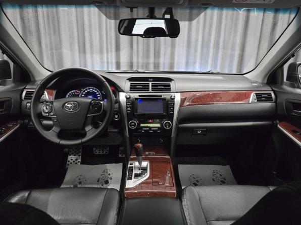 Toyota Camry VII (XV50) с пробегом 2013 года, цена 1 529 000 рублей, 280000 км, седан, Автокод Объявления