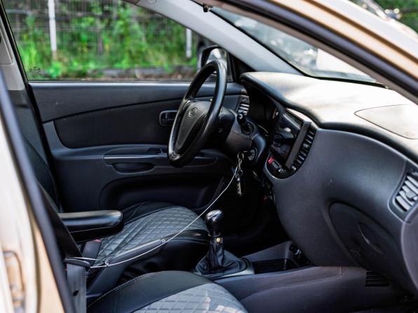 Kia Rio II с пробегом 2009 года, цена 415 001 рубль, 229723 км, хэтчбек, Автокод Объявления