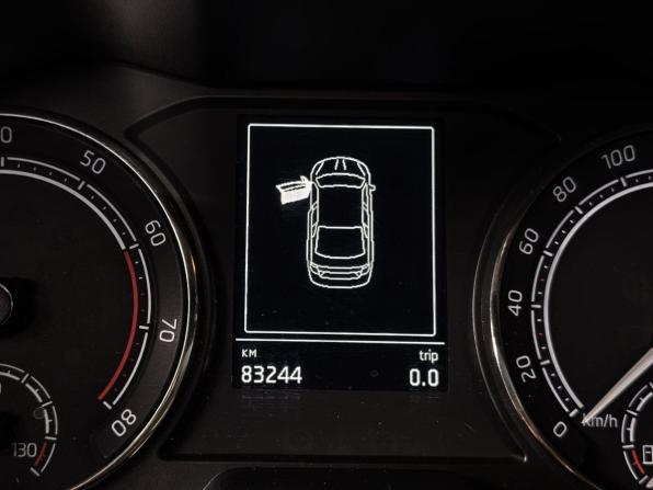 Skoda Rapid II с пробегом 2021 года, цена 1 699 000 рублей, 83244 км, лифтбек, Автокод Объявления