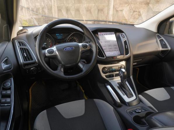 Ford Focus III с пробегом 2013 года, цена 648 000 рублей, 225247 км, хэтчбек, Автокод Объявления