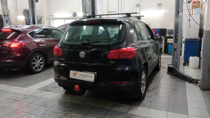 Volkswagen Tiguan I Рестайлинг с пробегом 2012 года, цена 888 000 рублей, 256736 км, внедорожник, Автокод Объявления